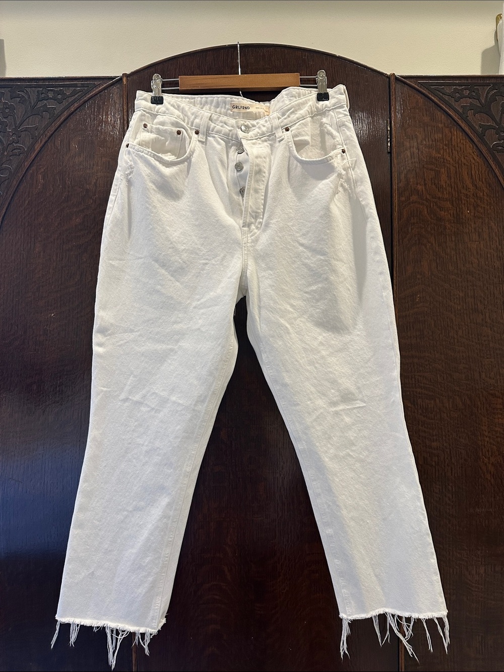 GRLFRND White Straight-Leg Jeans with Frayed Hem